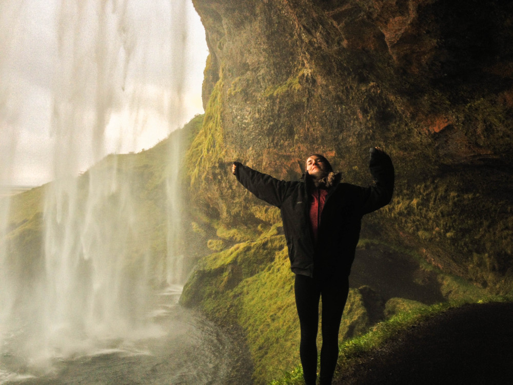 selfoss iceland twins on tour kasia kowalczyk waterfall