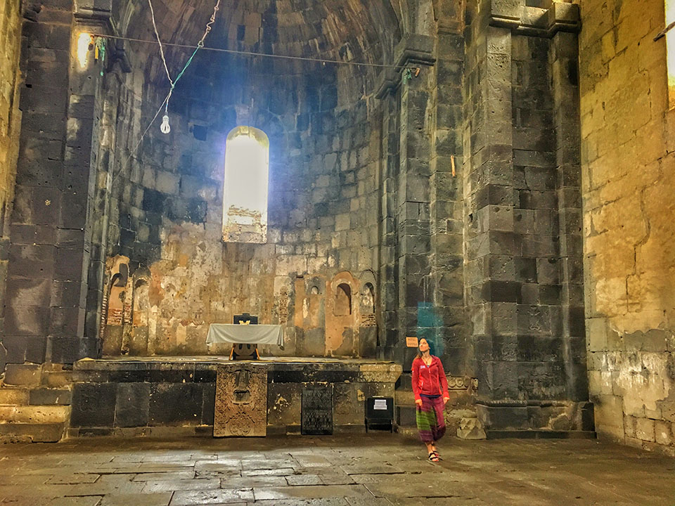 sanahin monastery armenia twins on tour podroz armenia