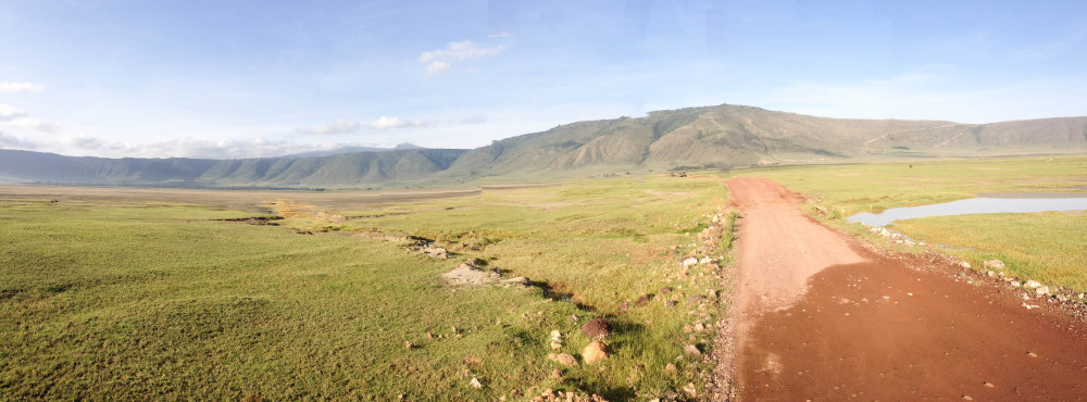 landscape twins on tour ngorongoro